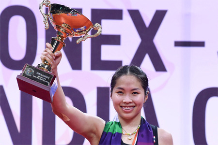 Ratchanok, Momota triumph at India Open